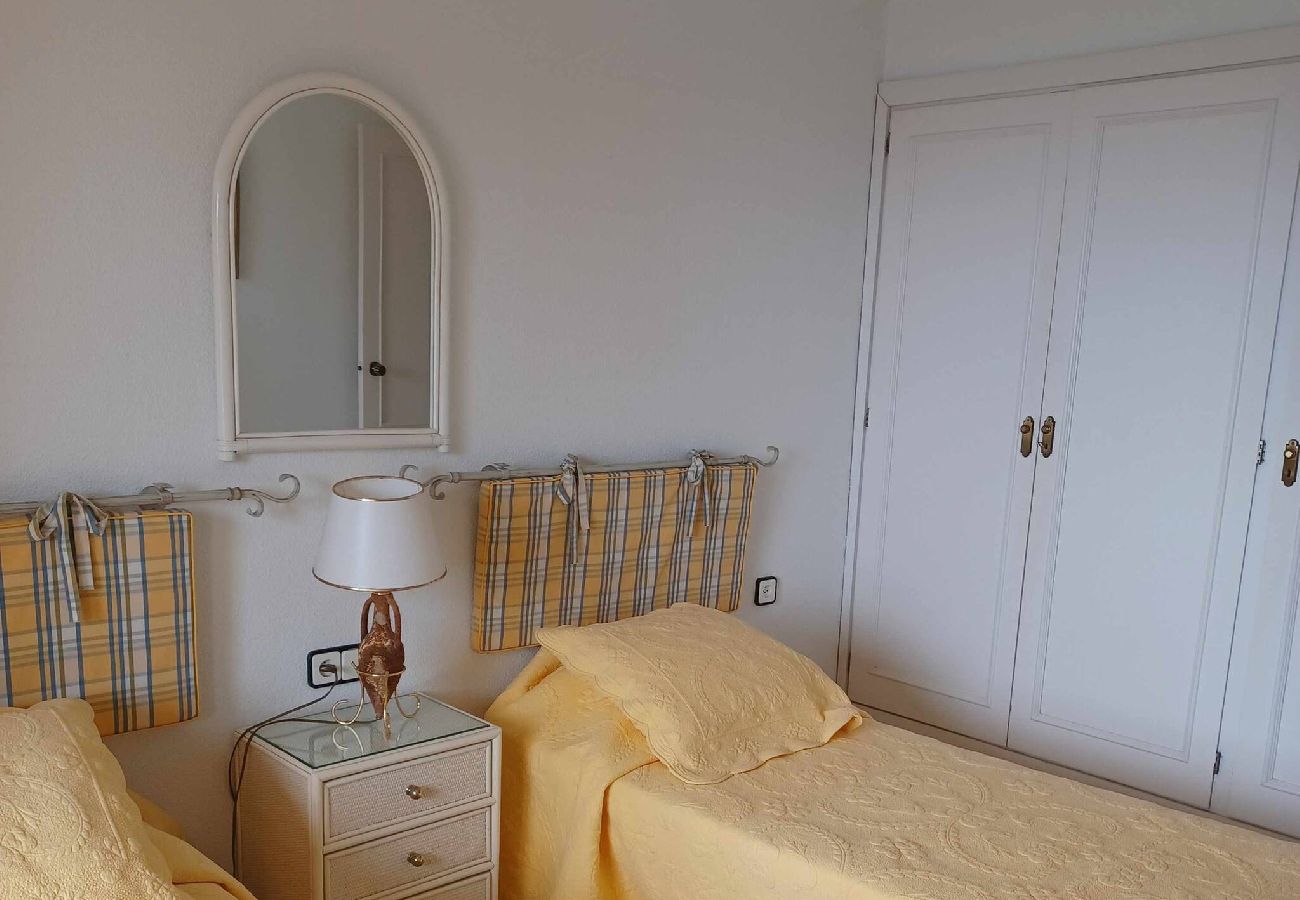 Apartment in Sant Feliu de Guixols - 47.20 S'Agaró Las Velas 3-18 Apto con vistas 