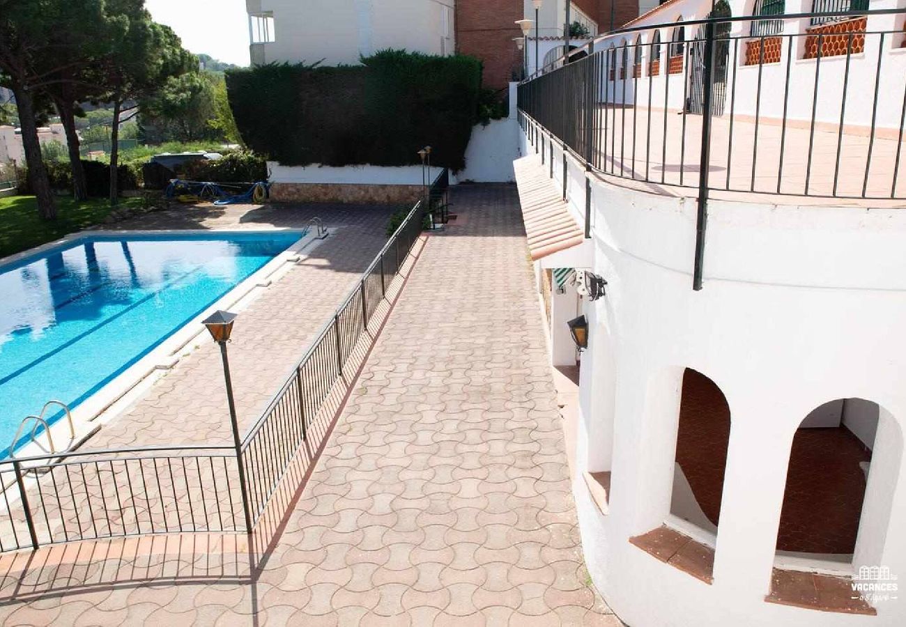 Apartment in Sant Feliu de Guixols - 35.00 S'Agaró Urcatusa Llevant 28  Apt