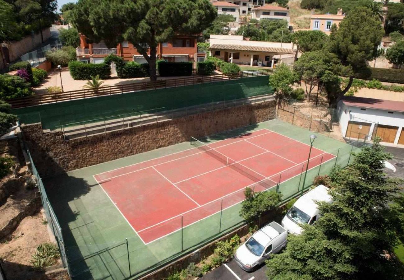 Apartment in Sant Feliu de Guixols - 38.00 S'Agaró Caleta Sol 205