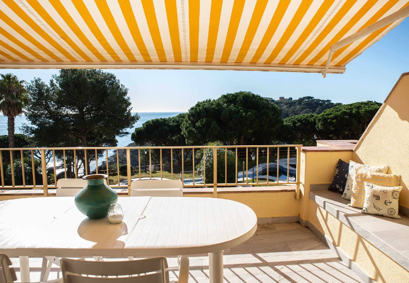 Apartment in Sant Feliu de Guixols - 47.10 S'Agaró Las Velas 3-15 Apto con vistas