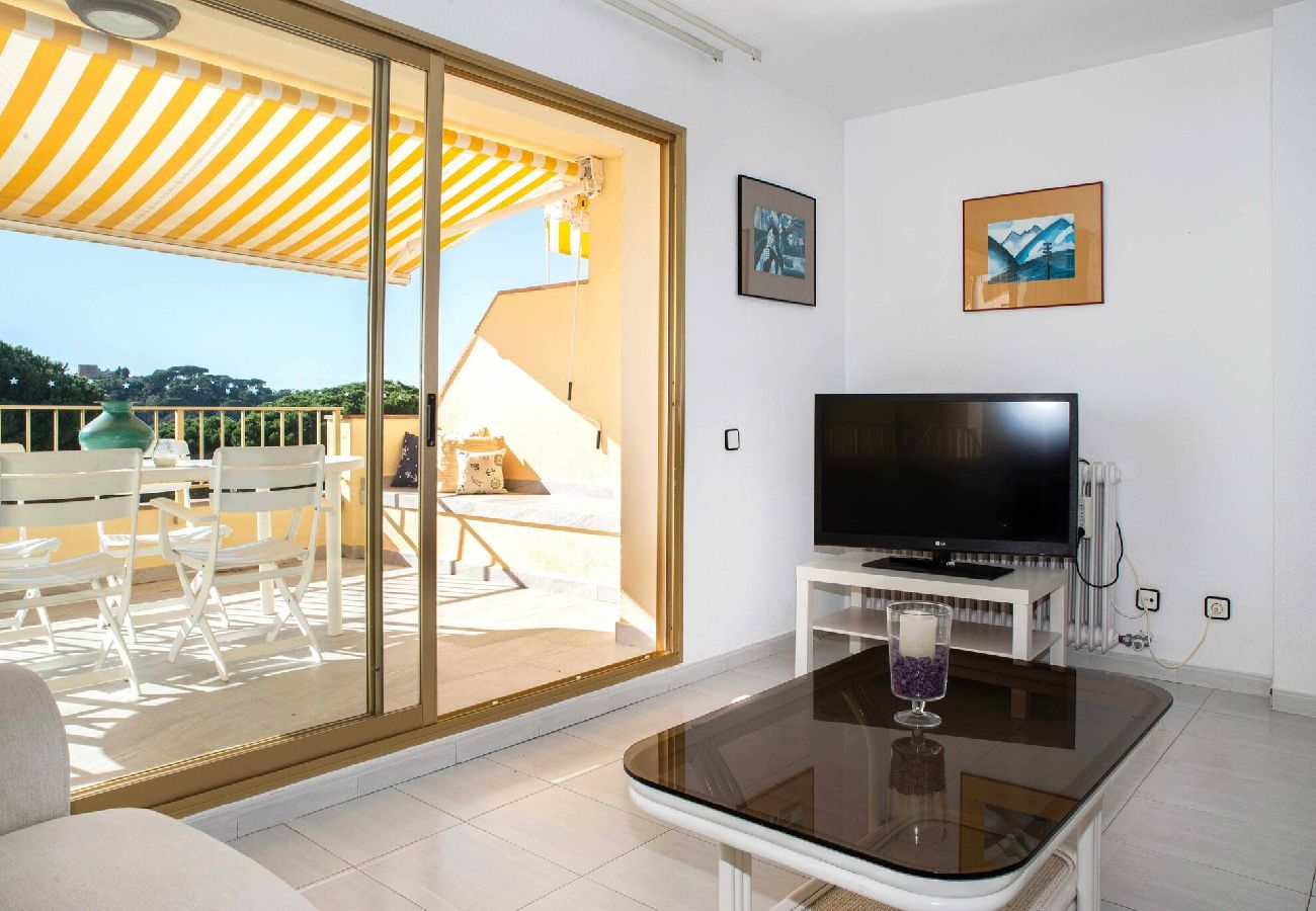 Apartment in Sant Feliu de Guixols - 47.10 S'Agaró Las Velas 3-15 Apto con vistas