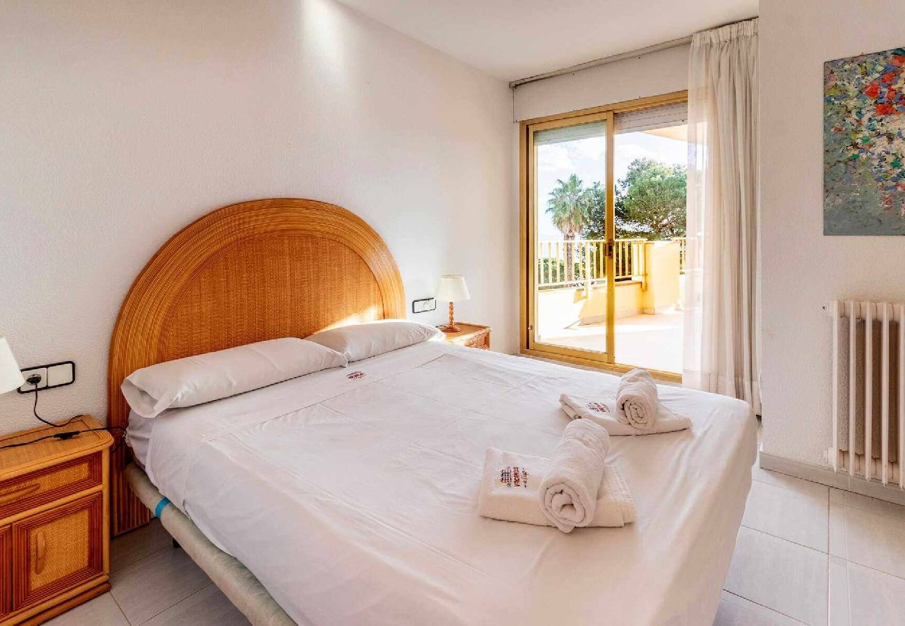 Apartment in Sant Feliu de Guixols - 47.10 S'Agaró Las Velas 3-15 Apto con vistas