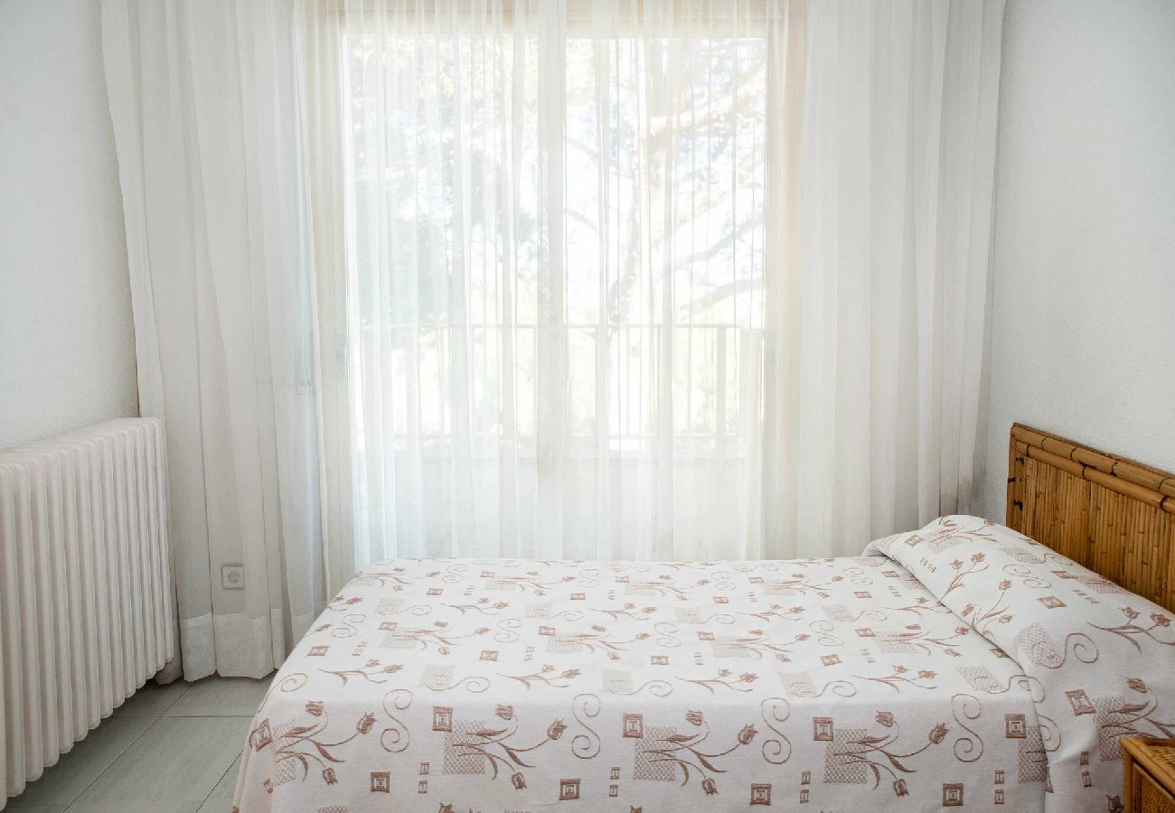 Apartment in Sant Feliu de Guixols - 47.10 S'Agaró Las Velas 3-15 Apto con vistas