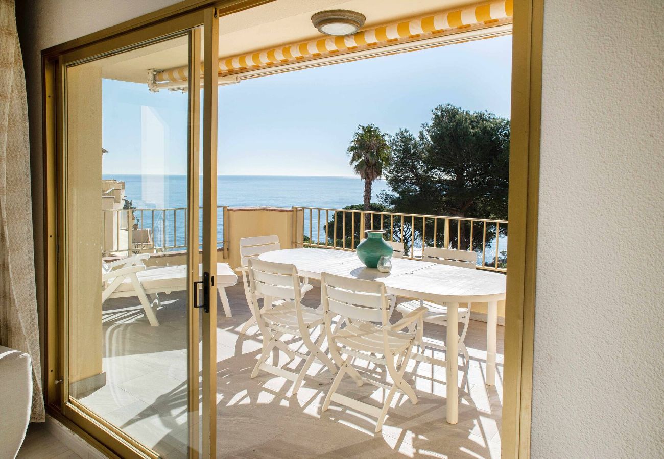 Apartment in Sant Feliu de Guixols - 47.10 S'Agaró Las Velas 3-15 Apto con vistas