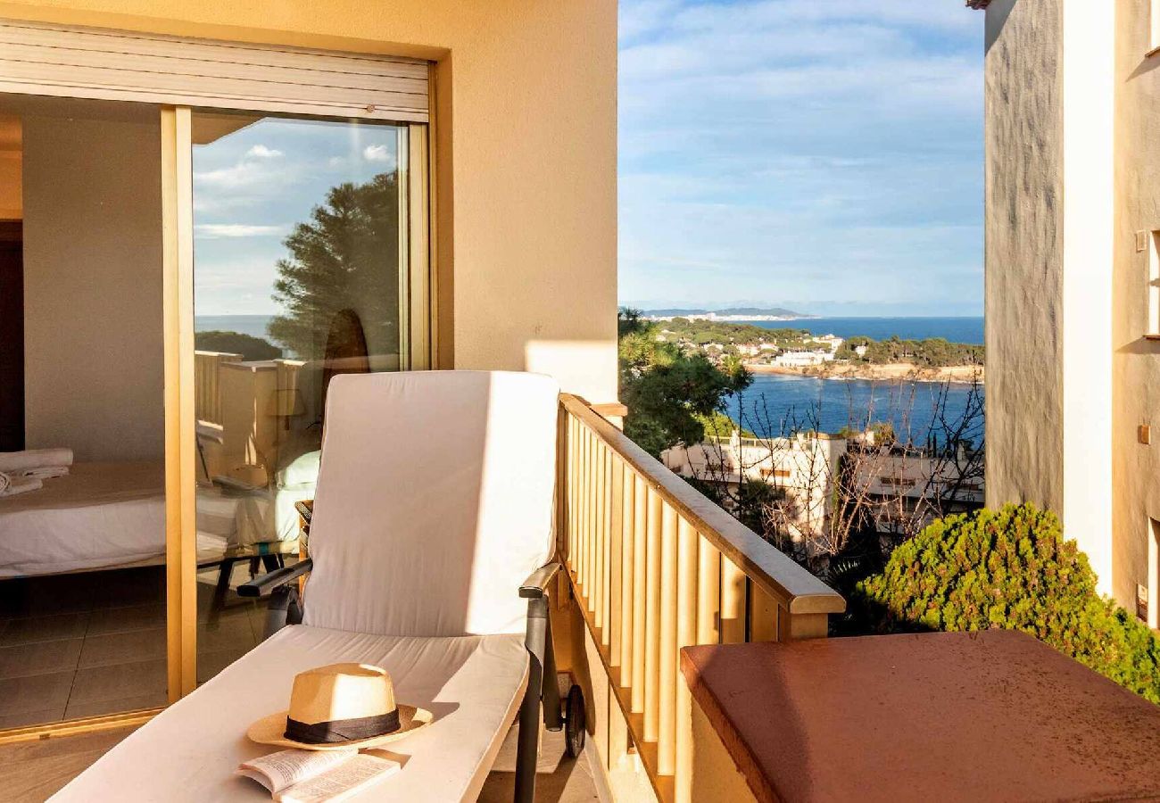 Apartment in Sant Feliu de Guixols - 47.10 S'Agaró Las Velas 3-15 Apto con vistas
