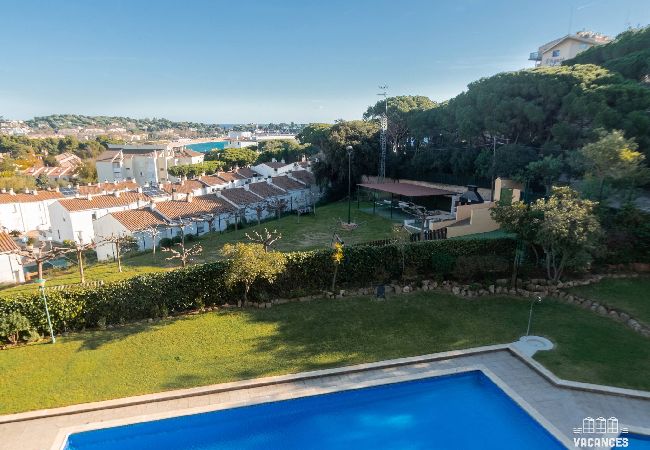 Apartment in Sant Feliu de Guixols - 38.30 S'Agaró Caleta Sol 403I Apt con terrazay PK