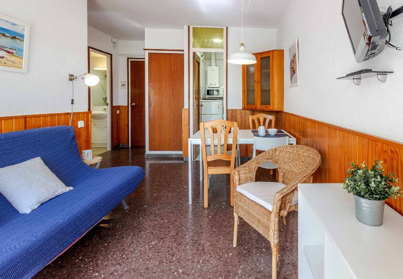 Apartment in Sant Feliu de Guixols - 27.00 Polcent 1 S'Agaró Apto. cercano