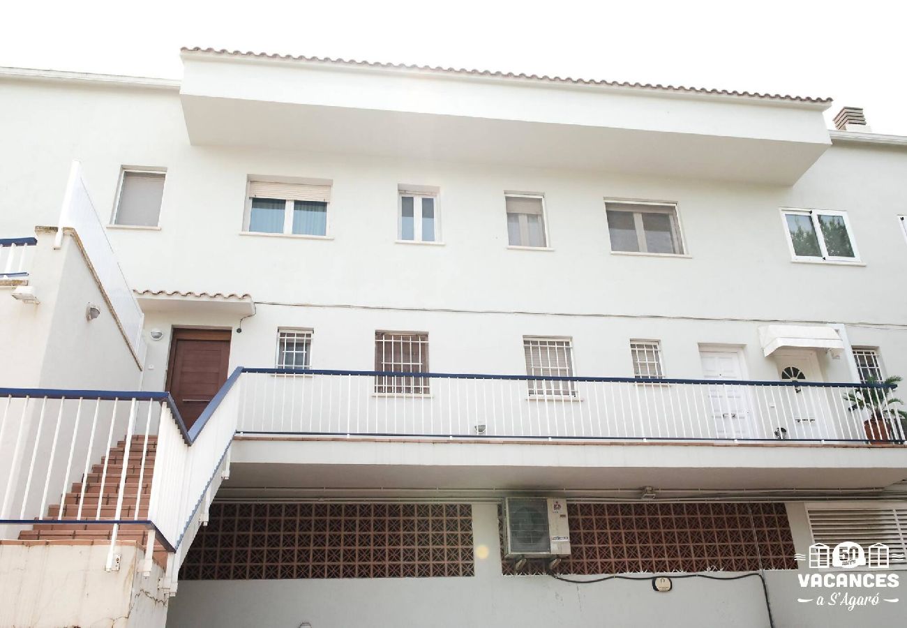 Apartment in Platja d´Aro - 01.00 Platja D'Aro duplex centro con PK