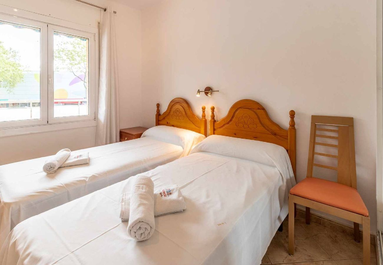 Apartment in S´agaro - 22.20 Les Algues  Apartamento en el centro