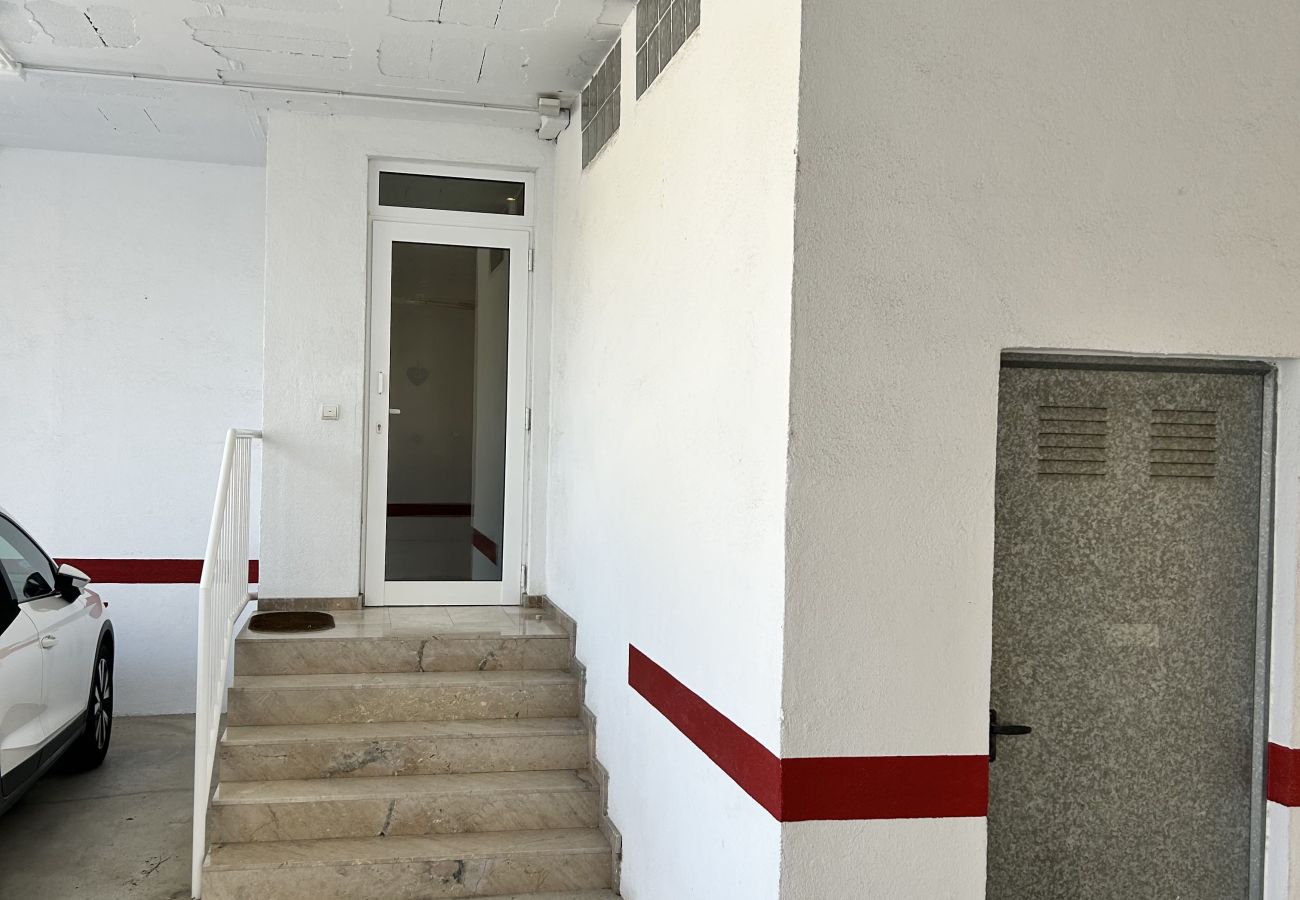 Apartment in Sant Feliu de Guixols - 59.00 Sant Feliu Centre - apartamento familiar