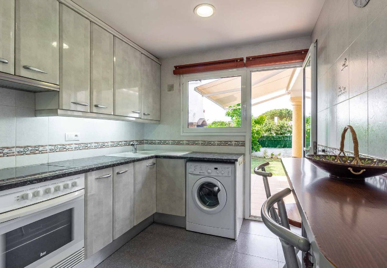 House in S´agaro - 21.10 Villa Susana  Amplia casa  entorno magnif