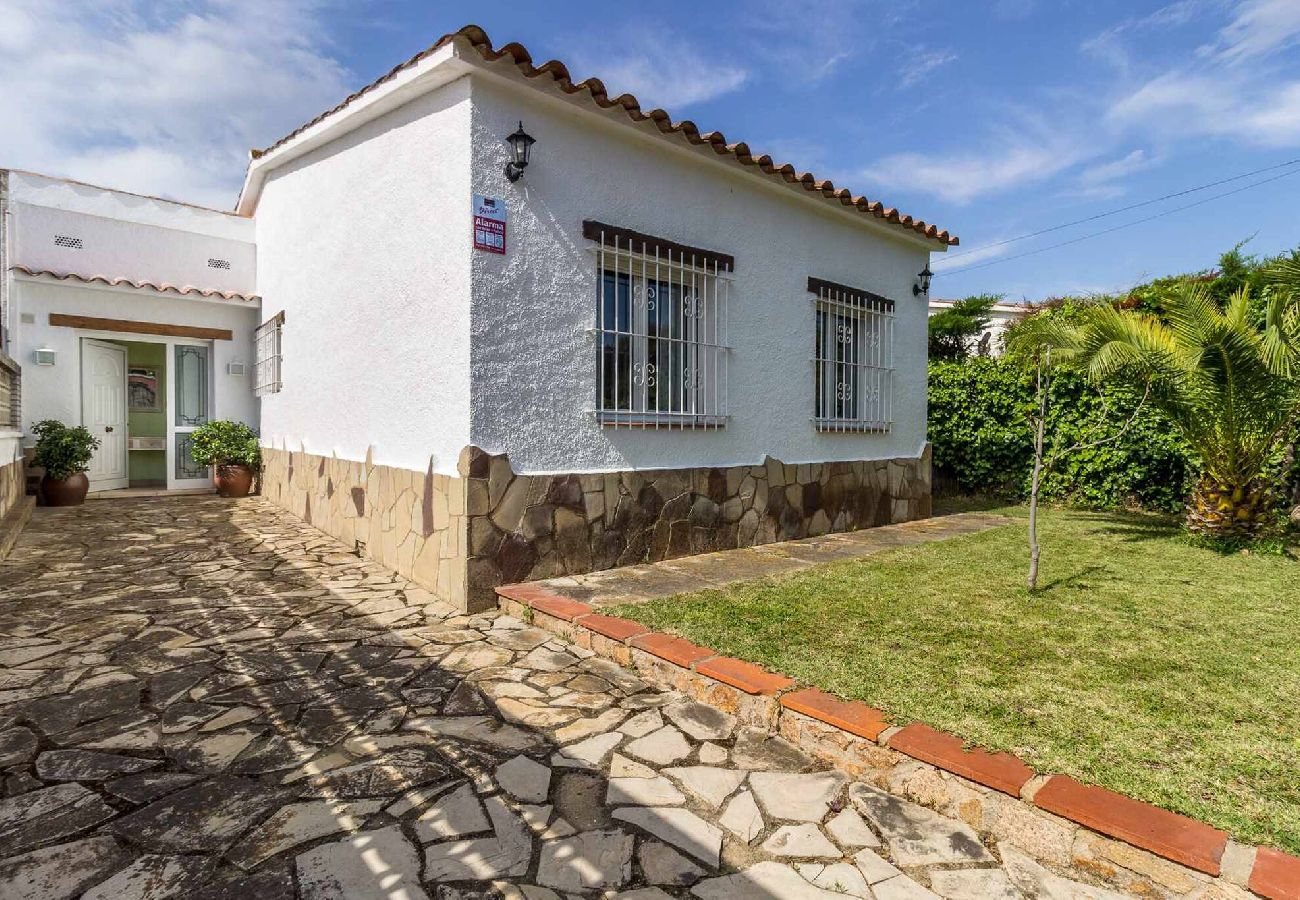 House in S´agaro - 21.10 Villa Susana  Amplia casa  entorno magnif