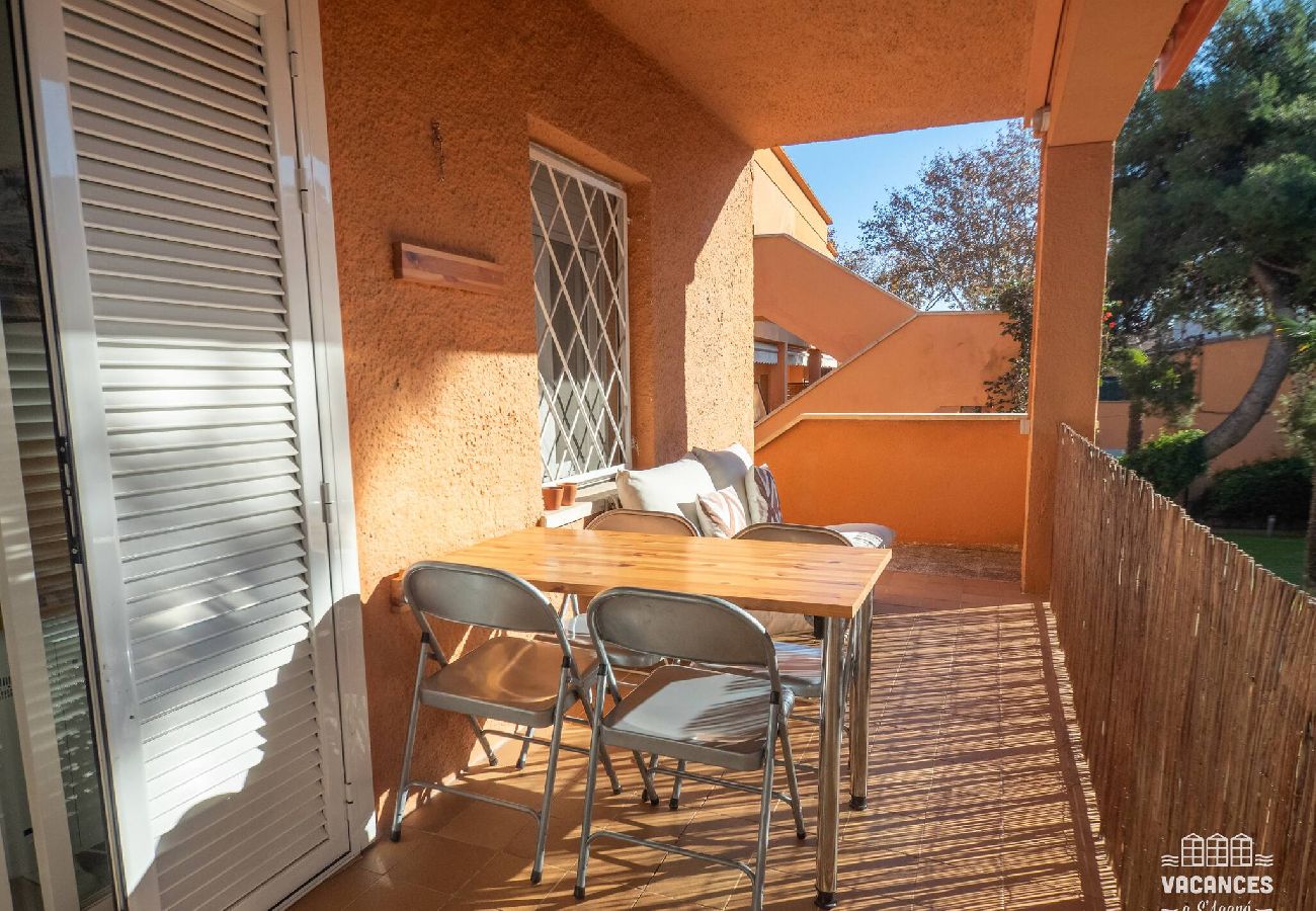 Apartment in S´agaro - 22.10 Girones Con Piscina Y Parking