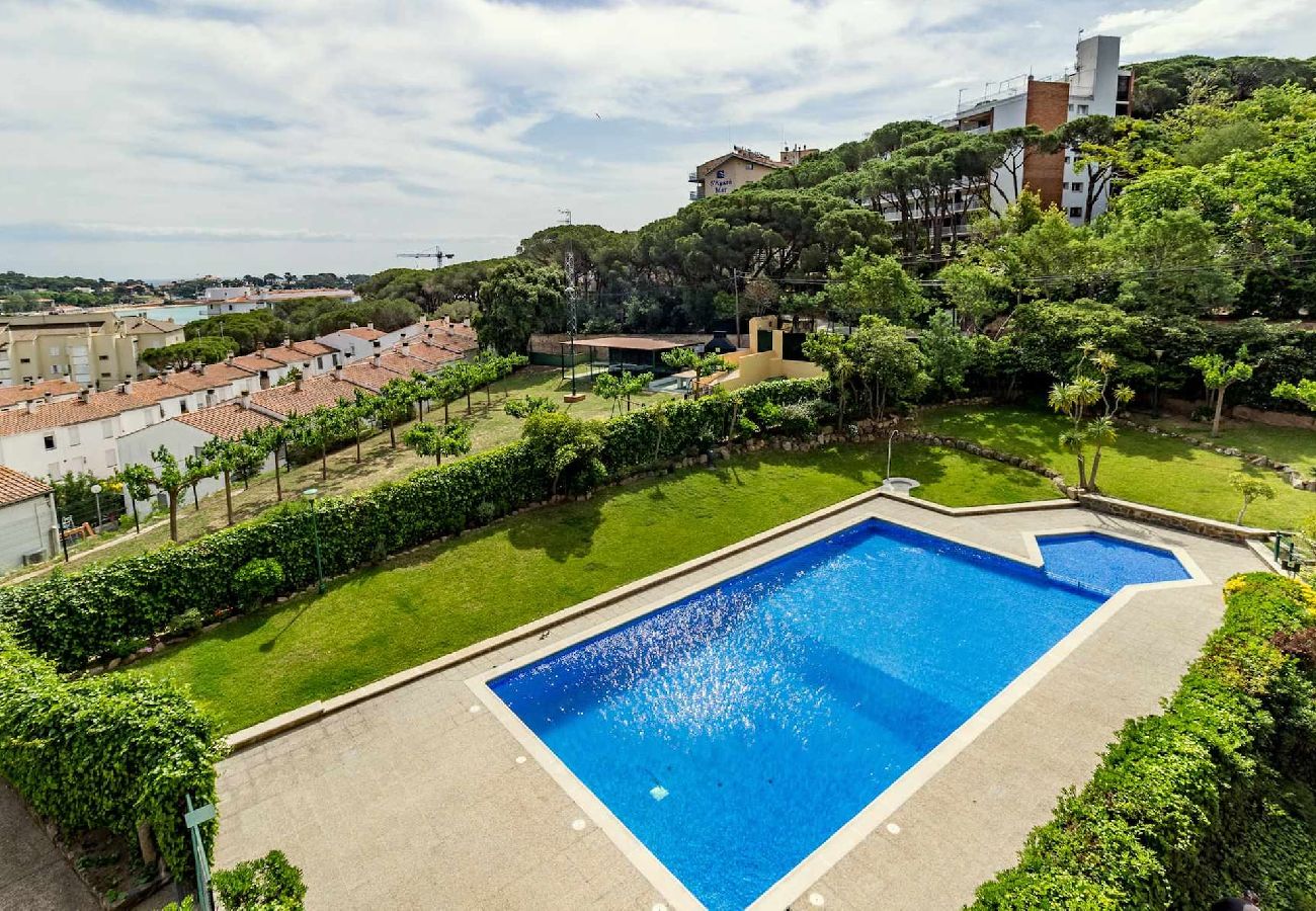 Apartment in Sant Feliu de Guixols - 38.11 S'Agaró Caleta Sol 406 Apto  terraza y vista