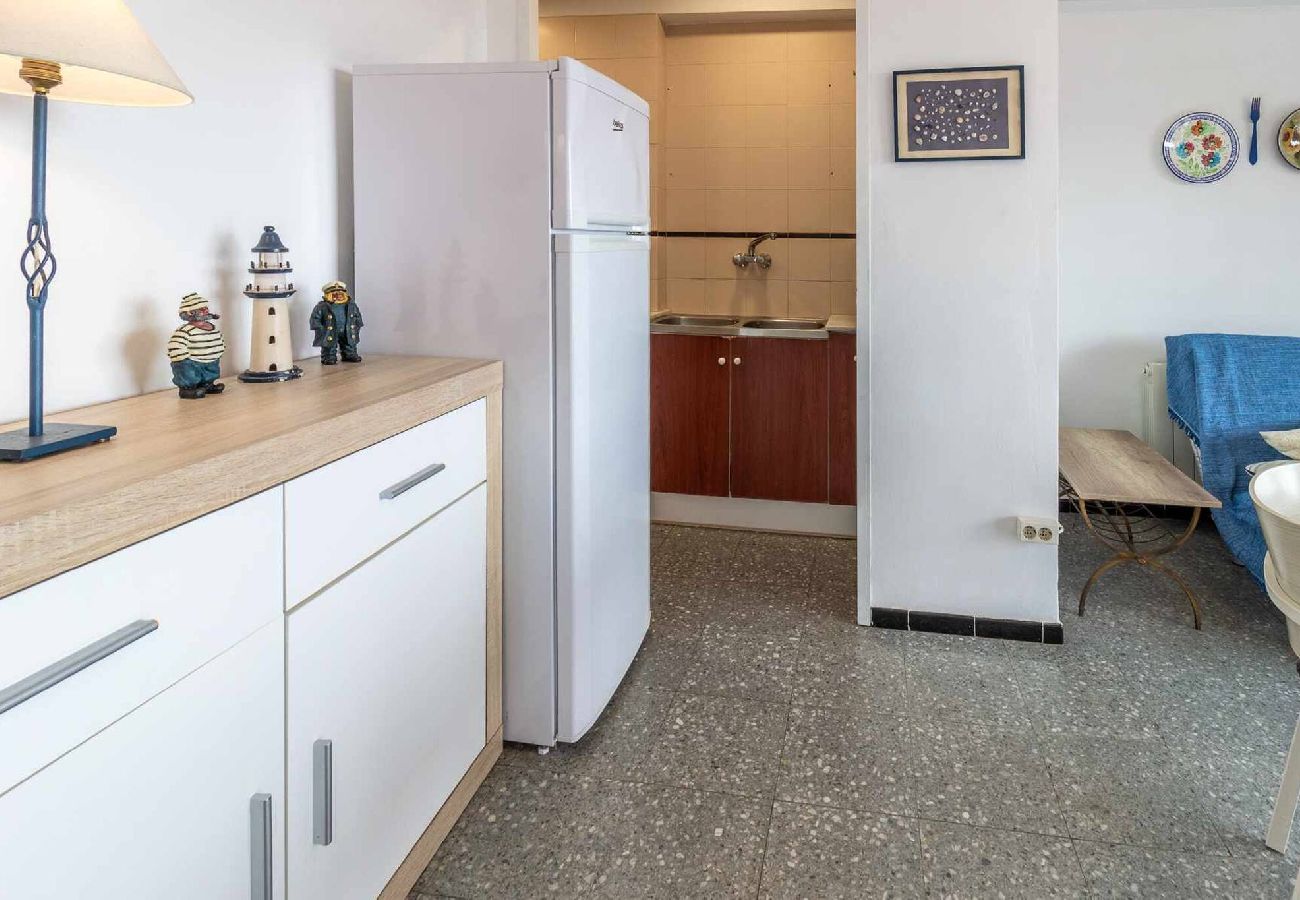 Apartment in Sant Feliu de Guixols - 38.11 S'Agaró Caleta Sol 406 Apto  terraza y vista