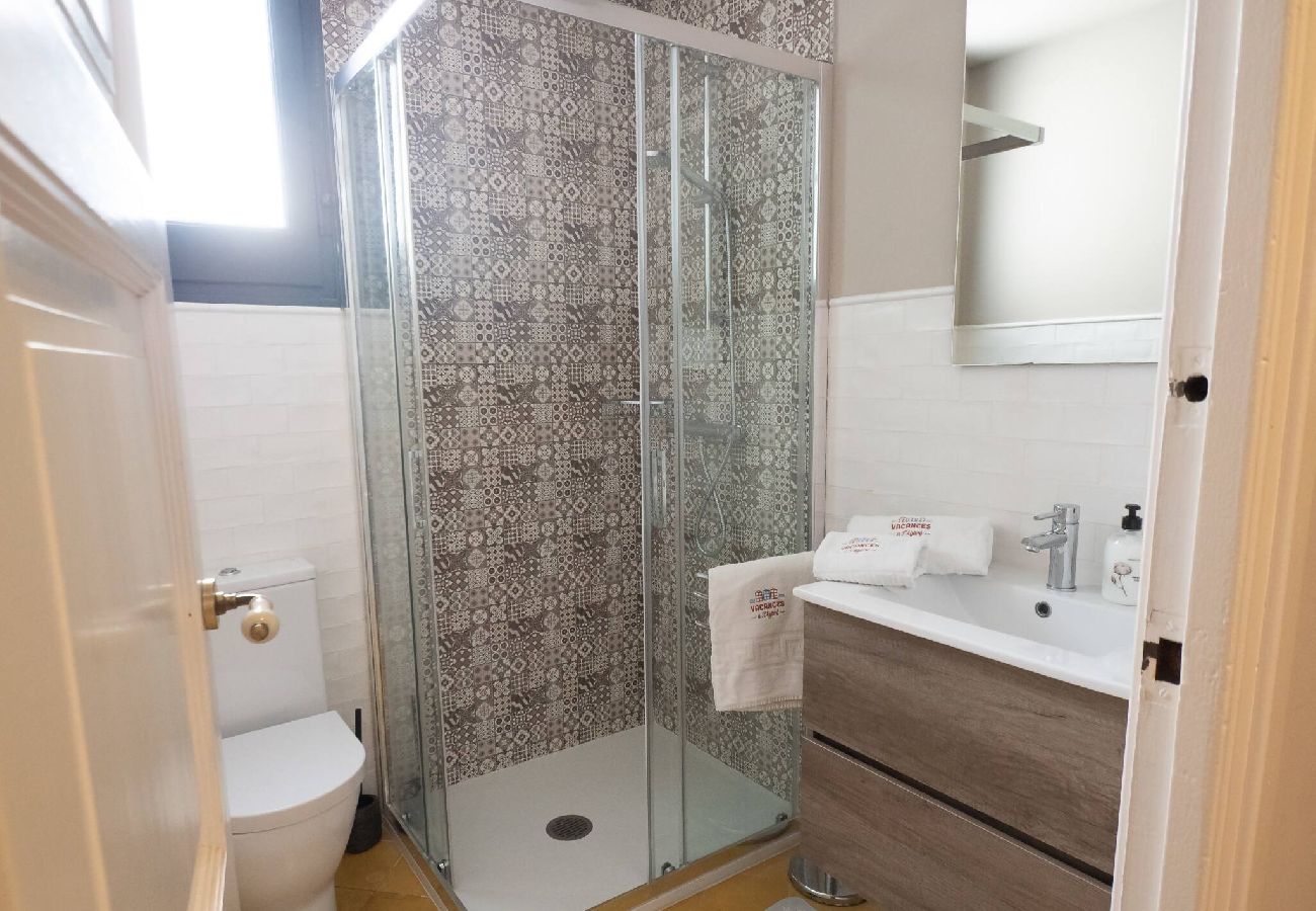 Apartment in Sant Feliu de Guixols - 29.90   1° Linea de Platja St Pol S'Agaró