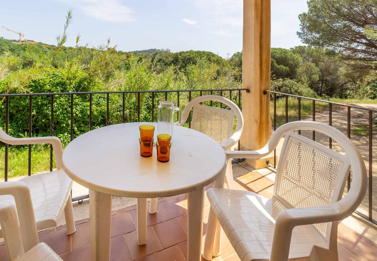 Apartment in Sant Feliu de Guixols - 20.00 Cubells 1  Cerca de la playa, con parking