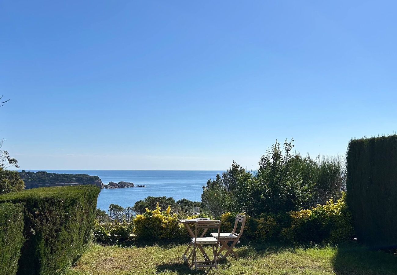 Apartment in Sant Feliu de Guixols - 45.50 S'Agaró Montecarlo Vista Mar jardin 
