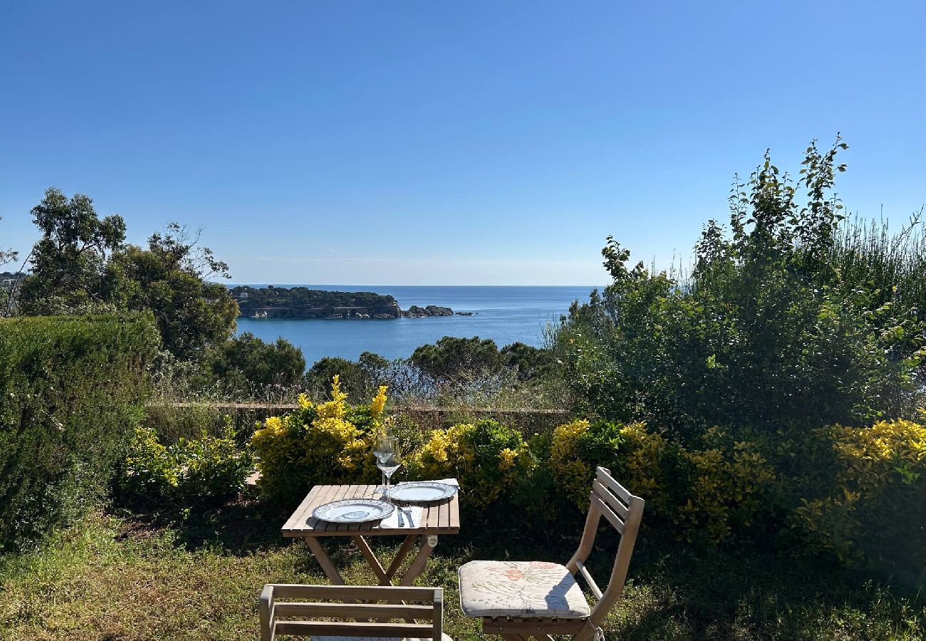 Apartment in Sant Feliu de Guixols - 45.50 S'Agaró Montecarlo Vista Mar jardin 