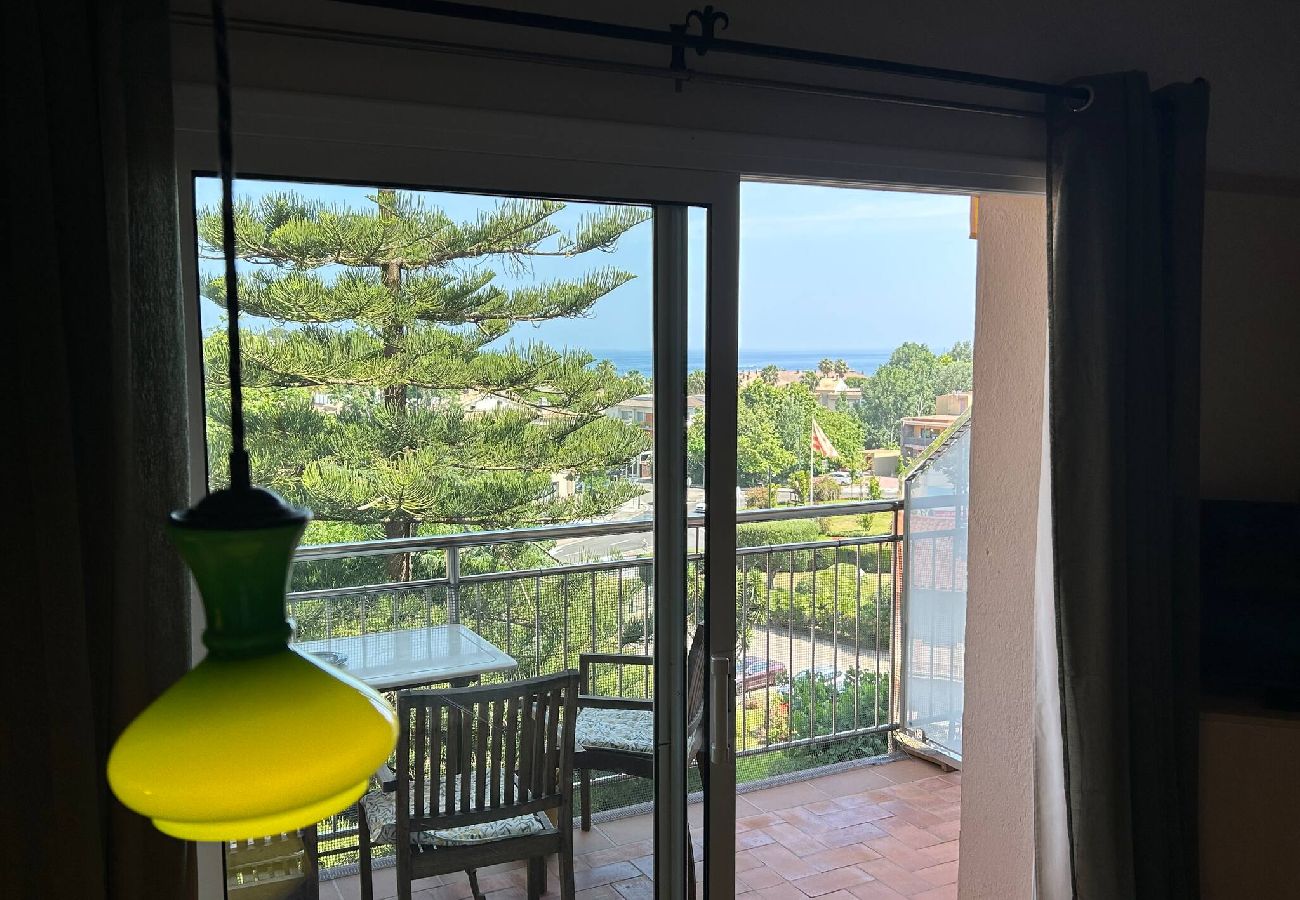 Apartment in S´agaro - 26.00 Creu St Pol S'Agaró G5  Terraza y v