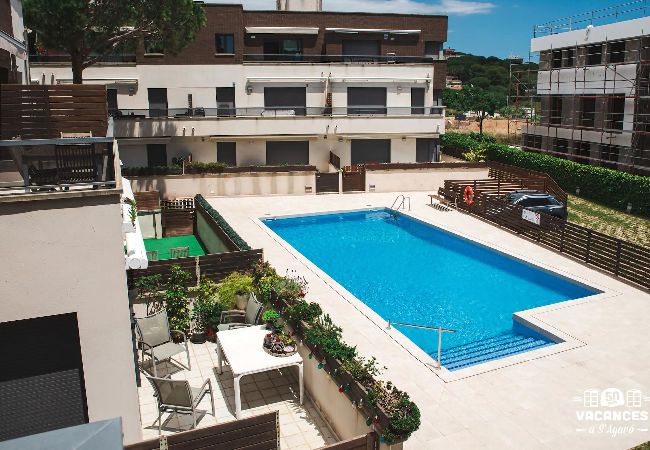 Apartment in S&acuteagaro - 20.90 Duplex Piscina Parking muy cerca de Playa