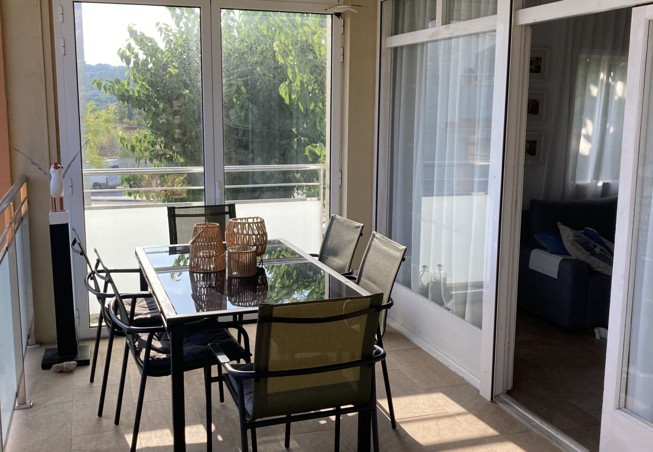 Apartment in S´agaro - 07.00 APTO URBANIZACION JARDÍN Y PISCINA COM