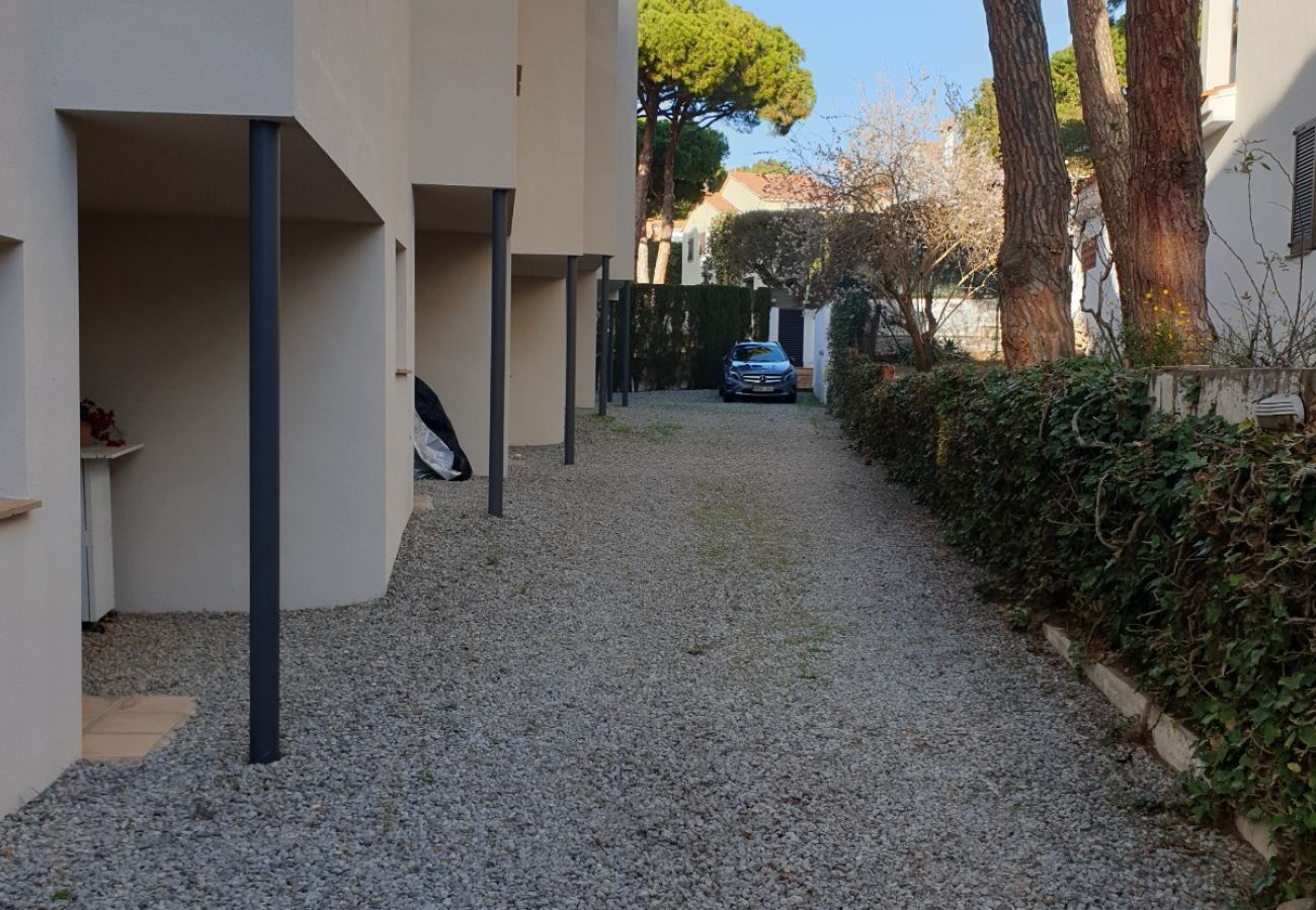 Terraced House in S´agaro - 09.10 Sant Pol Casa Adosada S'Agaro