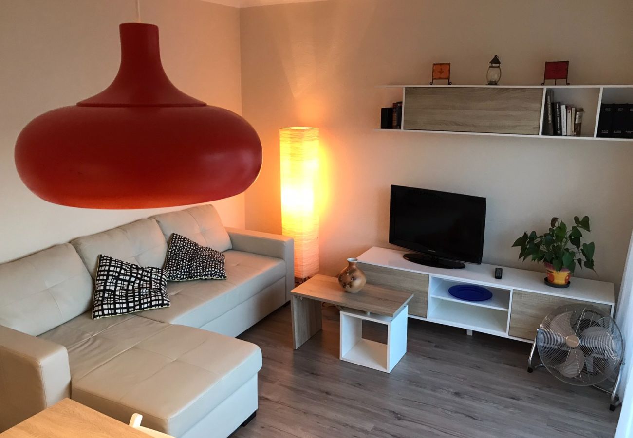 Apartment in Sant Feliu de Guixols - 57.00 Apartamento  Trafalgar
