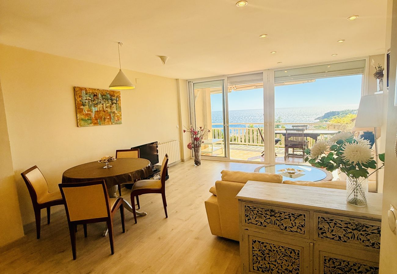 Apartment in Sant Feliu de Guixols - 35.55 S'Agaro Urcatusa VistaS Mar
