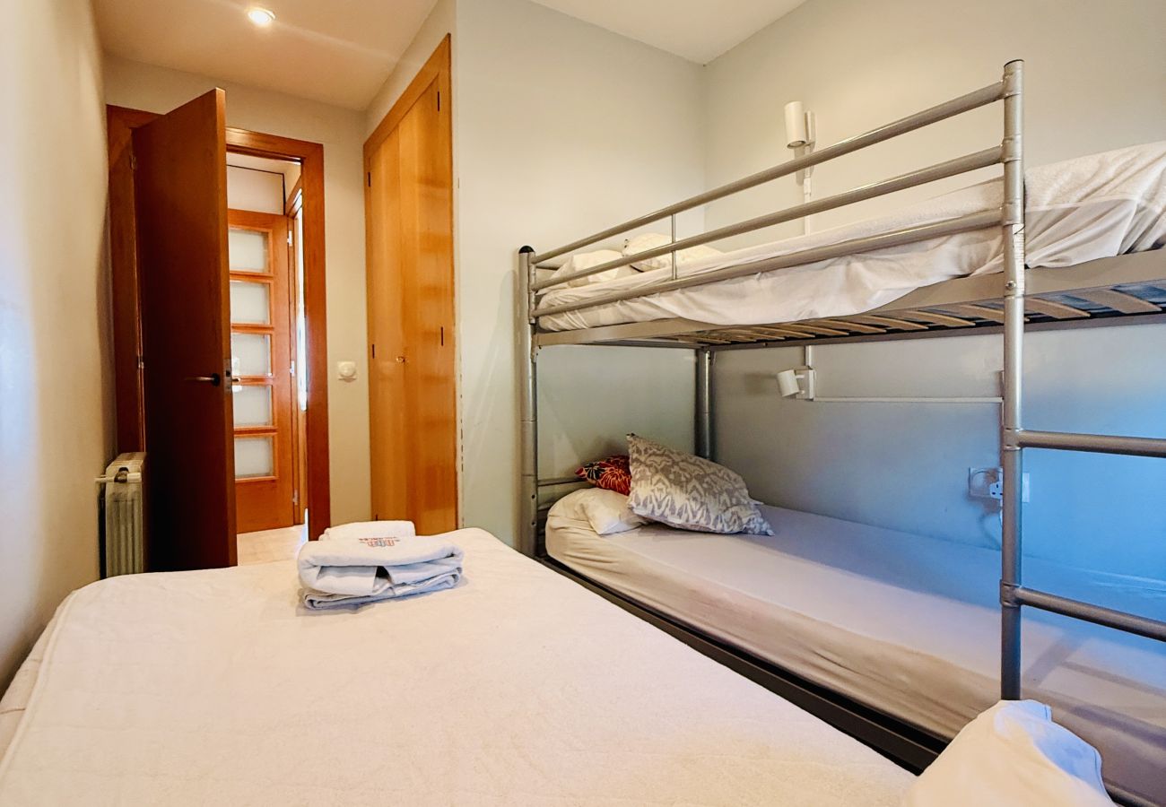Apartment in Sant Feliu de Guixols - 35.55 S'Agaro Urcatusa VistaS Mar