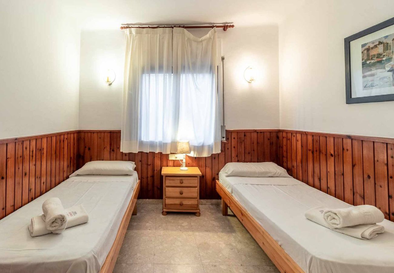 Apartamento en Sant Feliu de Guixols - 29.20 Isard 4B S'Agaró Apto+PK junto a