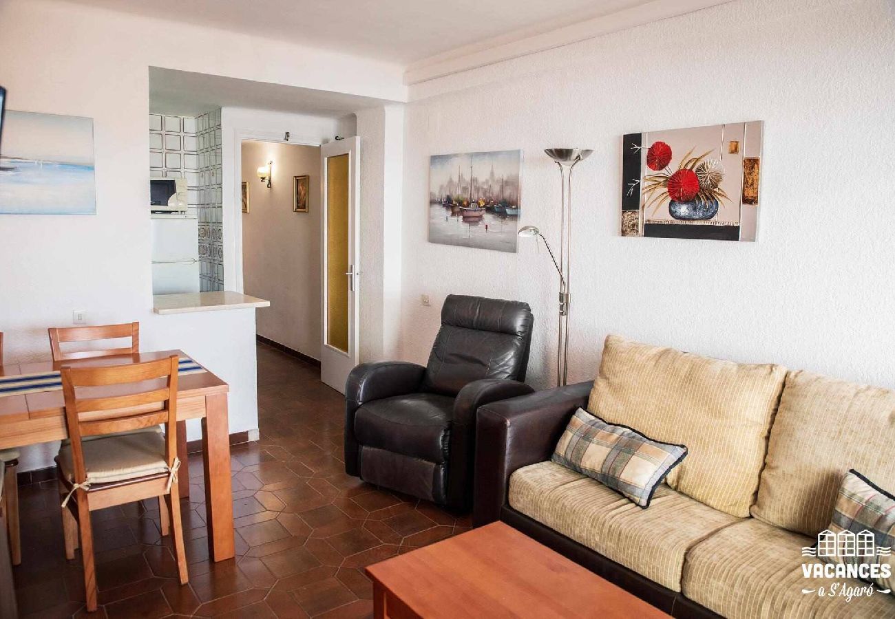Apartamento en Sant Feliu de Guixols - 38.90 S'Agaró Caleta Sol 1102 Apt con  vistas