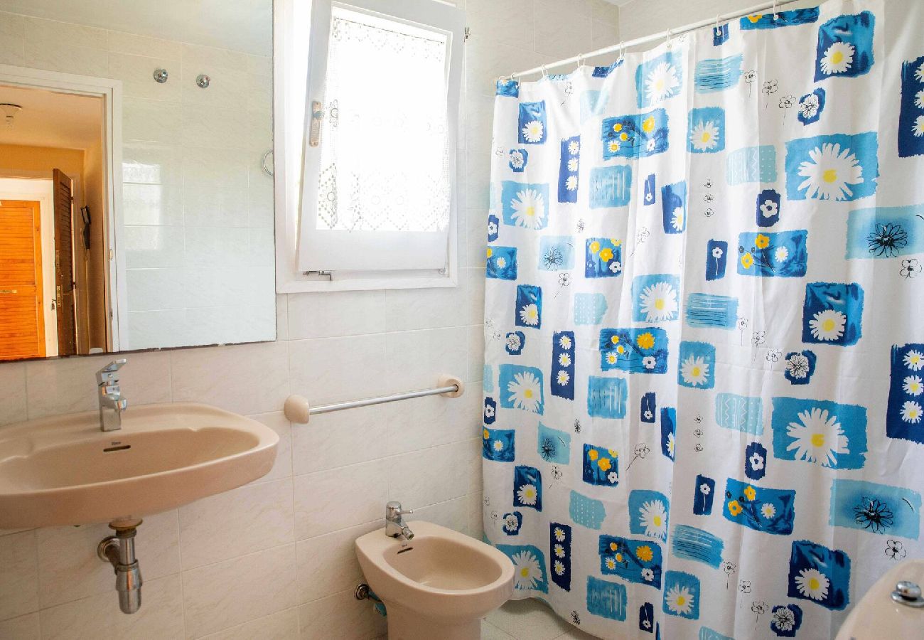 Apartamento en S´agaro - 16.00 Les Pites I 2n 2a  Bonito apartamento con te