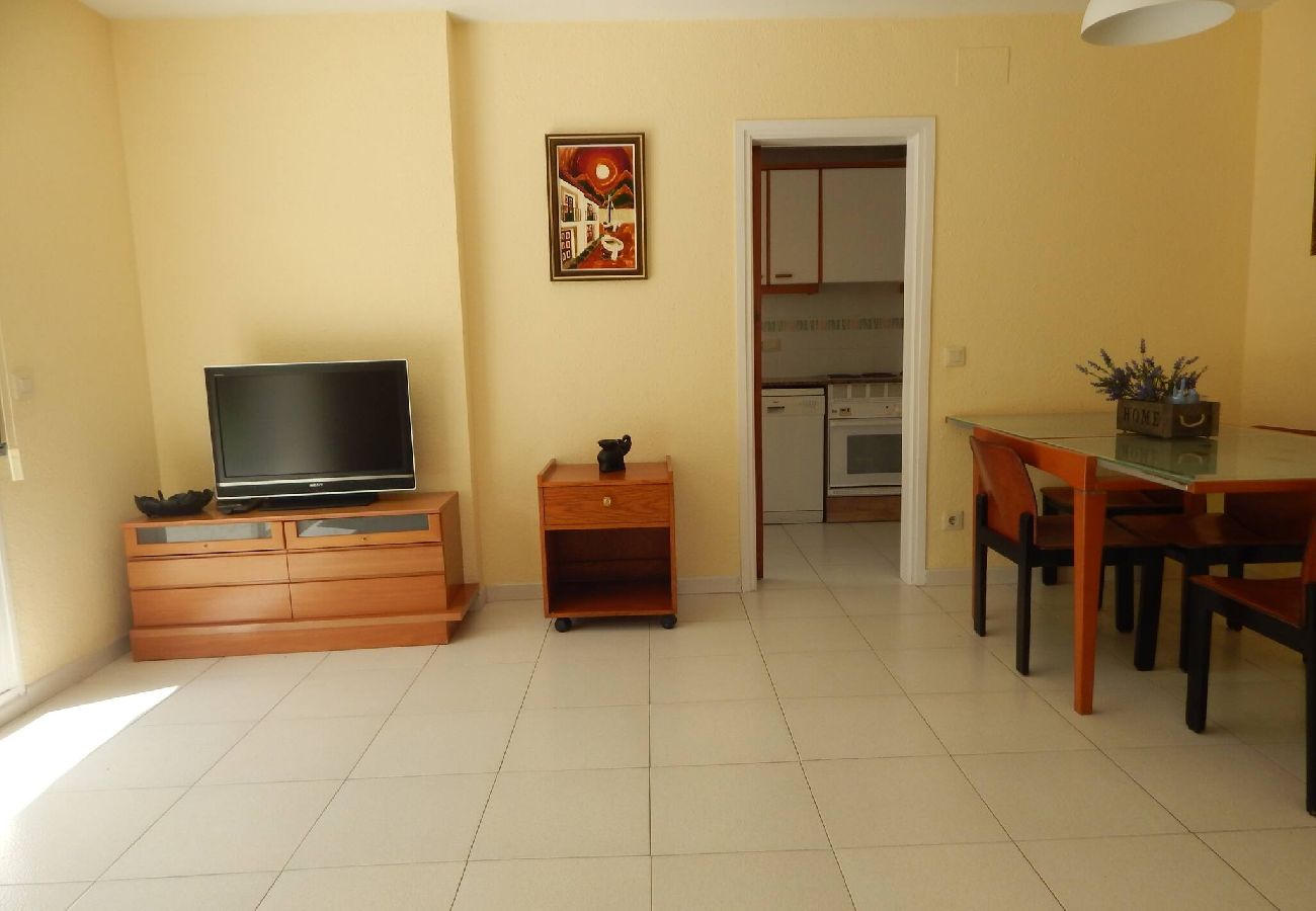 Apartamento en S´agaro - 16.00 Les Pites I 2n 2a  Bonito apartamento con te