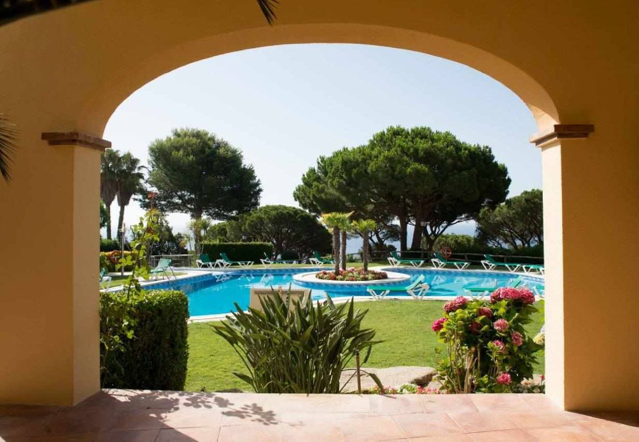 Apartamento en Sant Feliu de Guixols - 47.00 S'Agaró Las Velas 2-9  Apto con vistas 