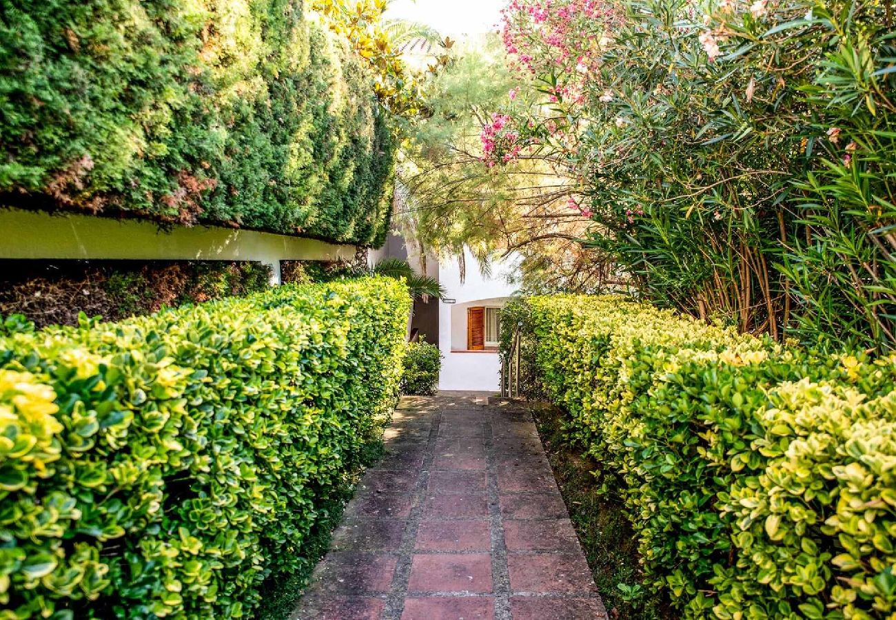 Apartamento en S´agaro - 18.00 Voramar 8 Ii bxs b  Apartamento con jard&