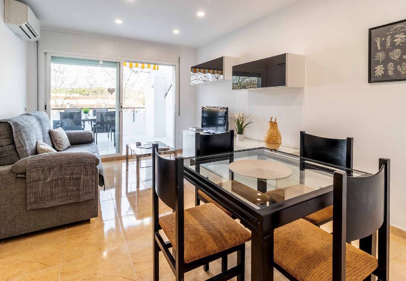 Apartamento en S´agaro - 15.00 Les Pitas I 2n 1a   Acogedor apartamento