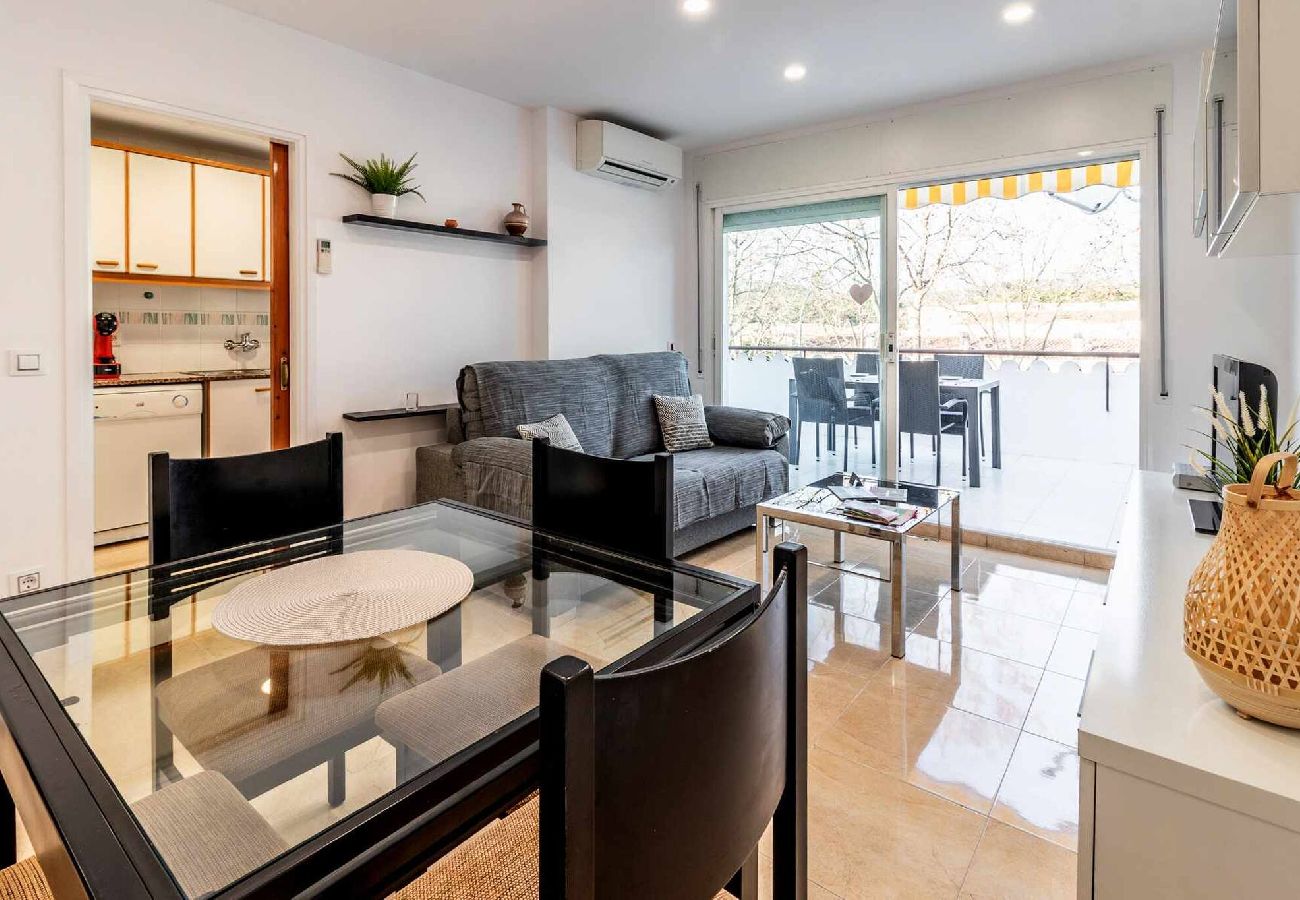 Apartamento en S´agaro - 15.00 Les Pitas I 2n 1a   Acogedor apartamento