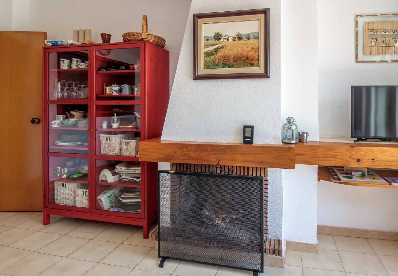 Apartamento en S´agaro - 22.00 Migjorn   Apartamento con amplia terraza