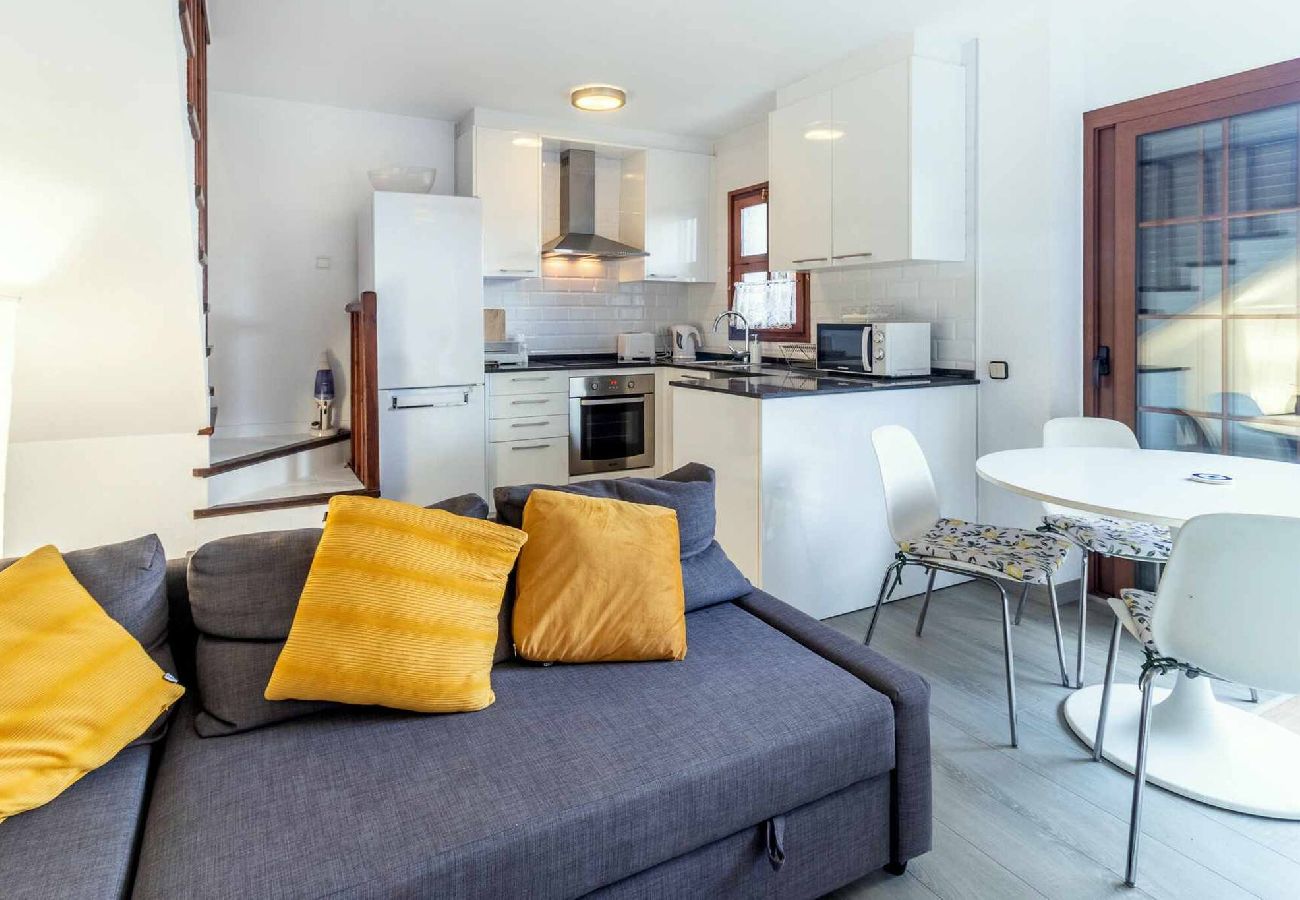 Apartamento en Sant Feliu de Guixols - 28.10 Blanques 13 S'Agaró Casa con jardin