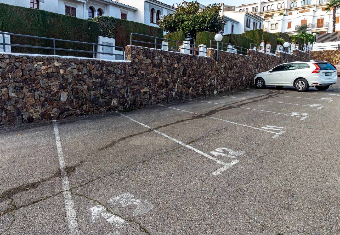 Apartamento en Sant Feliu de Guixols - 28.10 Blanques 13 S'Agaró Casa con jardin