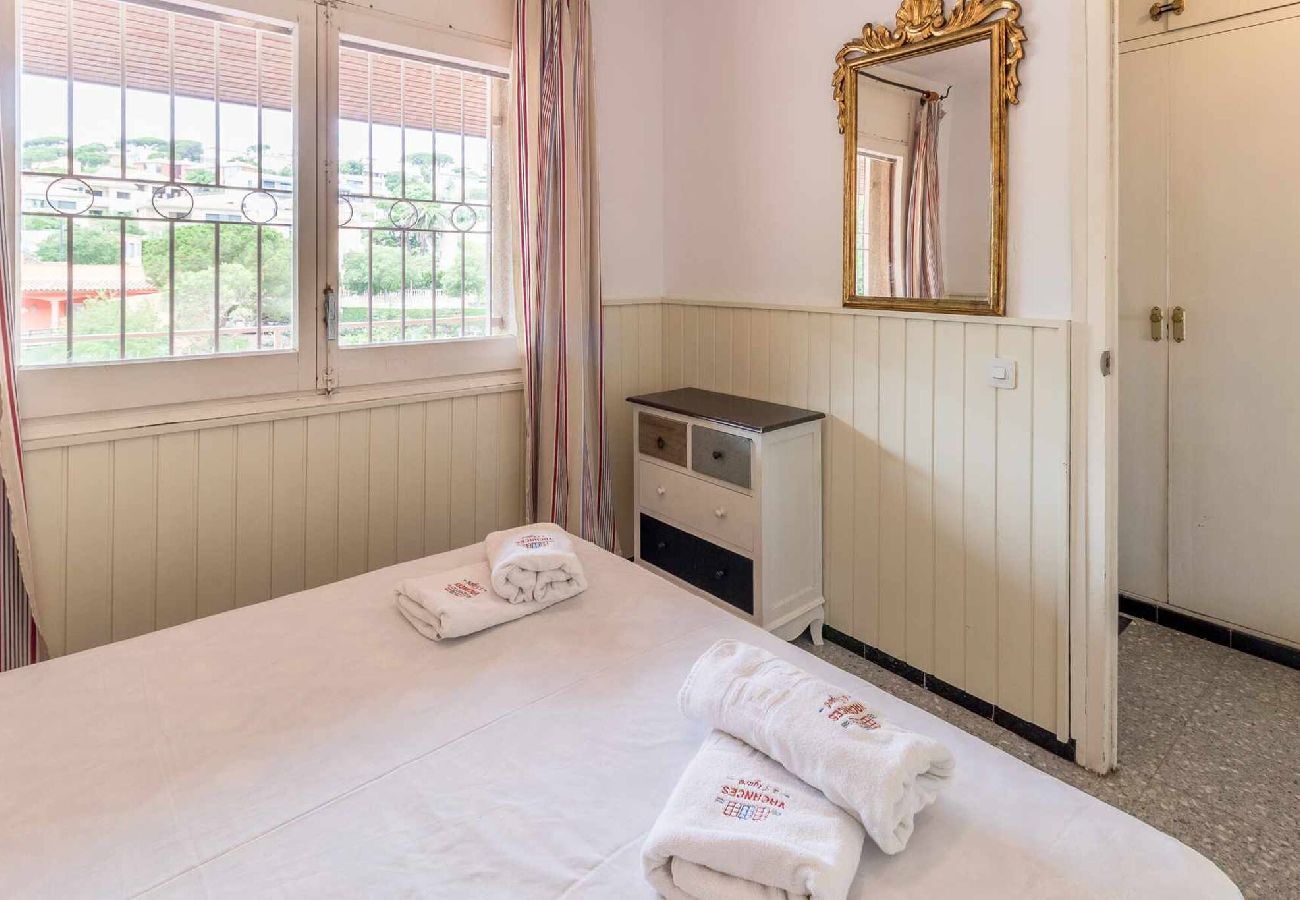 Apartamento en Sant Feliu de Guixols - 38.30 S'Agaró Caleta Sol 403I Apt con terrazay PK