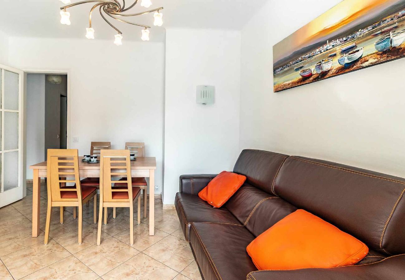 Apartamento en S´agaro - 22.20 Les Algues  Apartamento en el centro