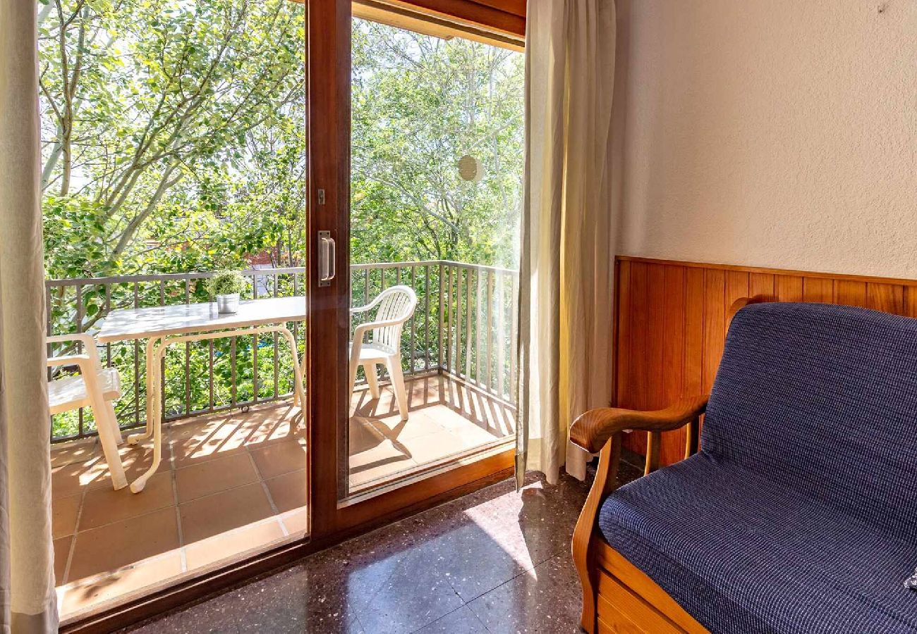 Apartamento en Sant Feliu de Guixols - 27.40 Polcent 5  S'Agaró  Apto cercano