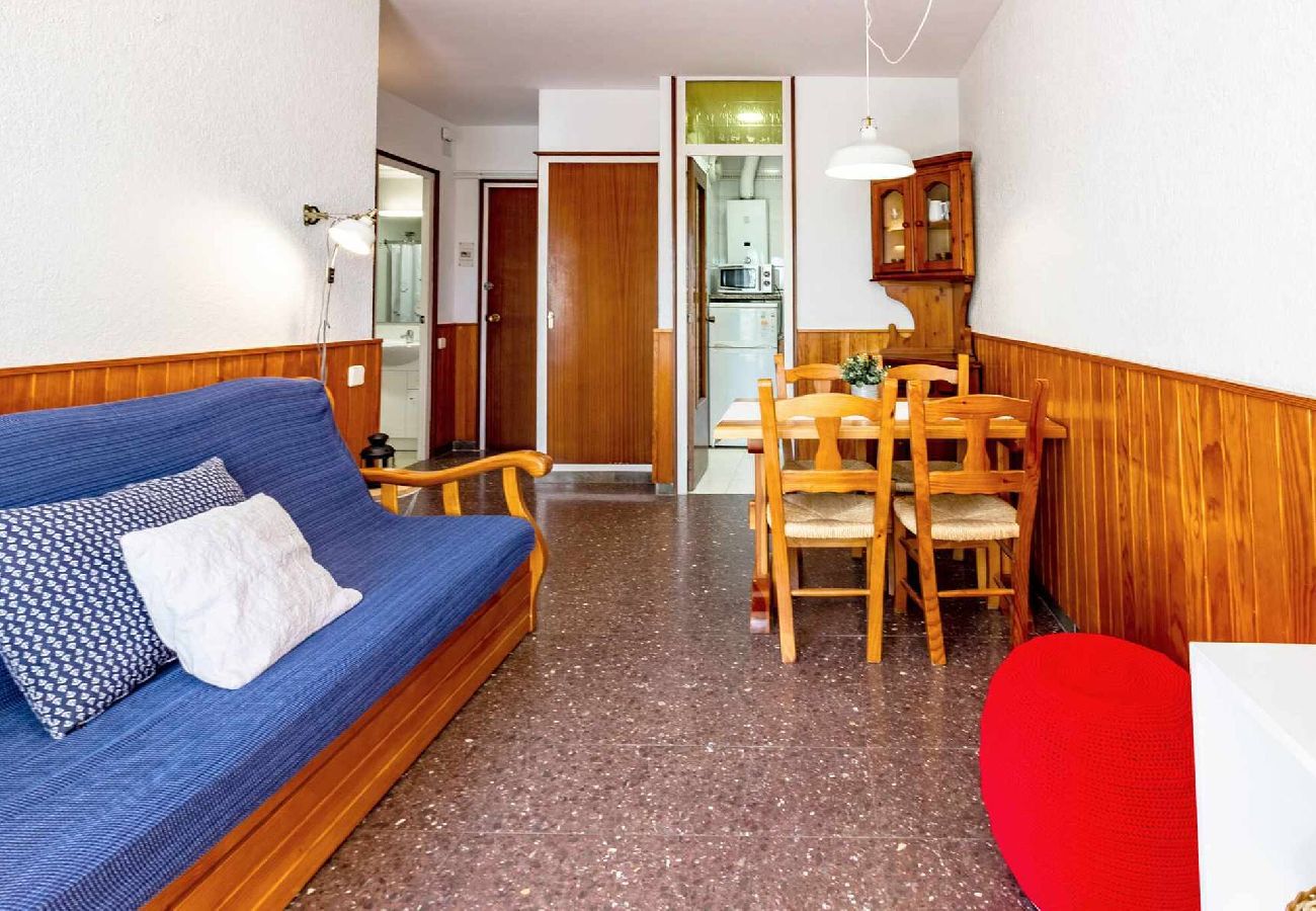 Apartamento en Sant Feliu de Guixols - 27.40 Polcent 5  S'Agaró  Apto cercano