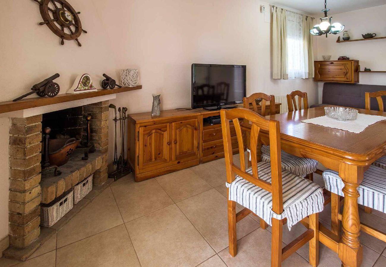 Casa en S´agaro - 21.10 Villa Susana  Amplia casa  entorno magnif