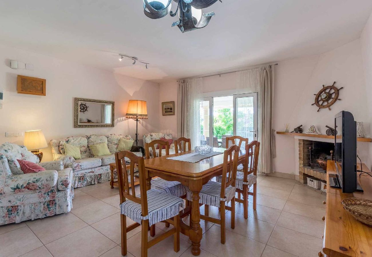 Casa en S´agaro - 21.10 Villa Susana  Amplia casa  entorno magnif