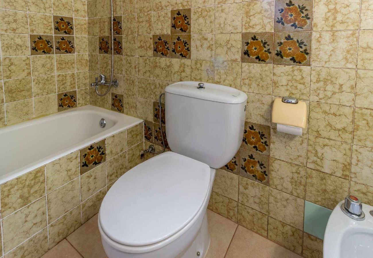 Casa en S´agaro - 21.10 Villa Susana  Amplia casa  entorno magnif