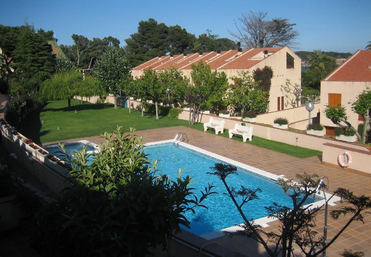 Casa adosada en Sant Feliu de Guixols - 37.00  S Agaro Casa Con Piscina Cerca De