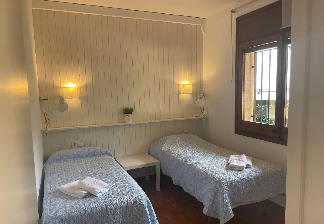 Apartamento en Sant Feliu de Guixols - 20.10 Cubells 2  Apartamento cercano a la playa